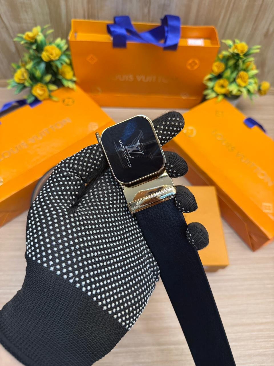Buy First Copy Louise Vuitton Lather Belt Black