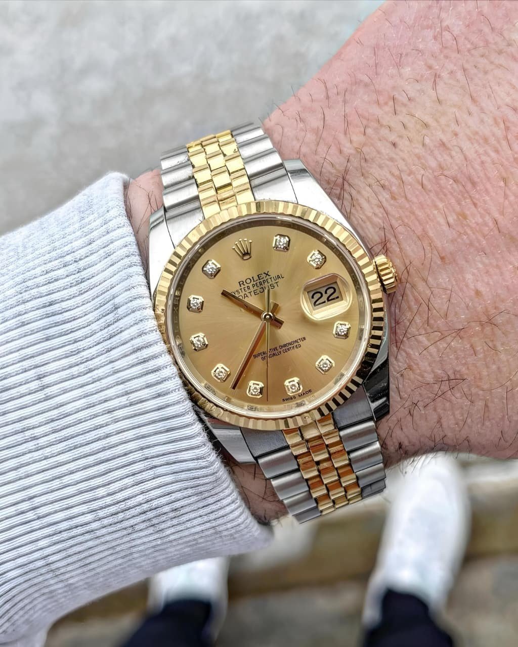 Buy First Copy Rolex Datejust Watche With Silver Gold Color In India Online