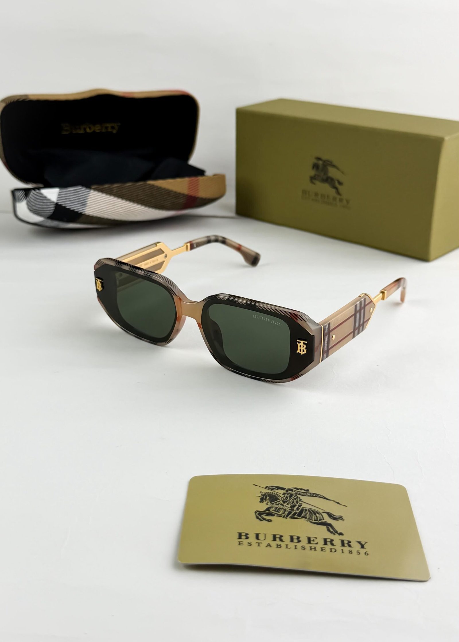 Buy 1st Copy Burberry Sunglasses for Men