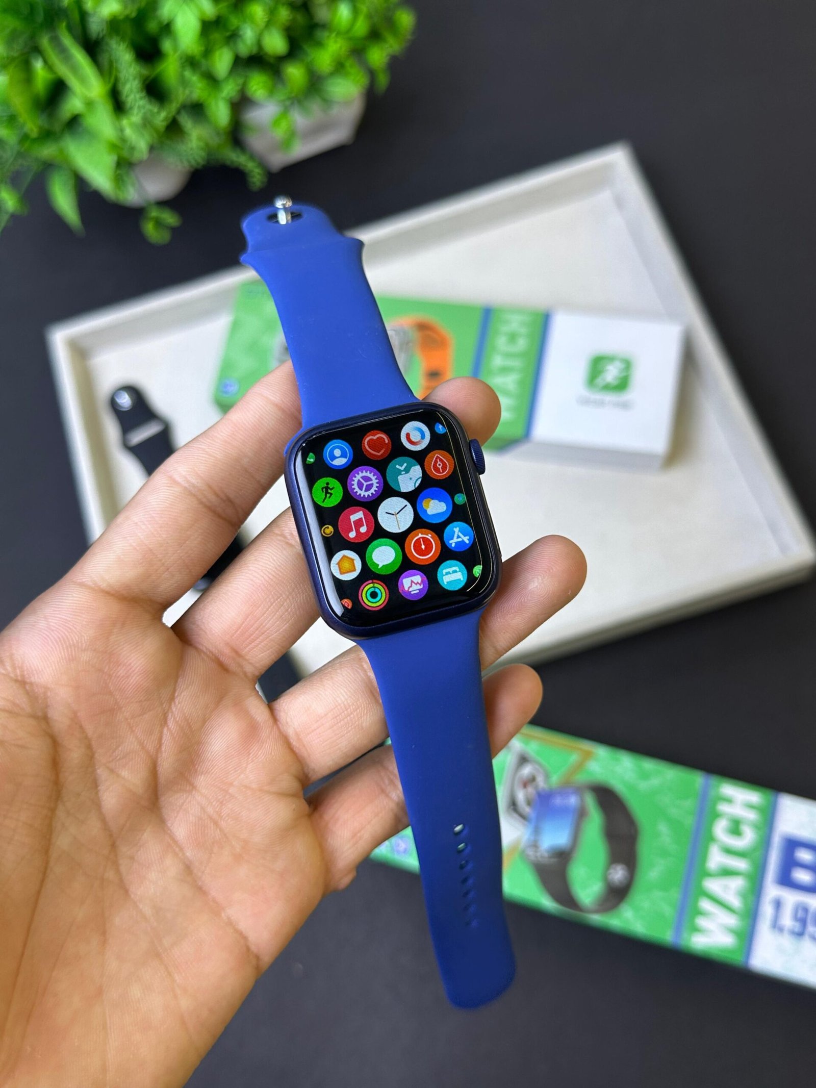 DT001 Bluetooth calling smartwatch for men and women